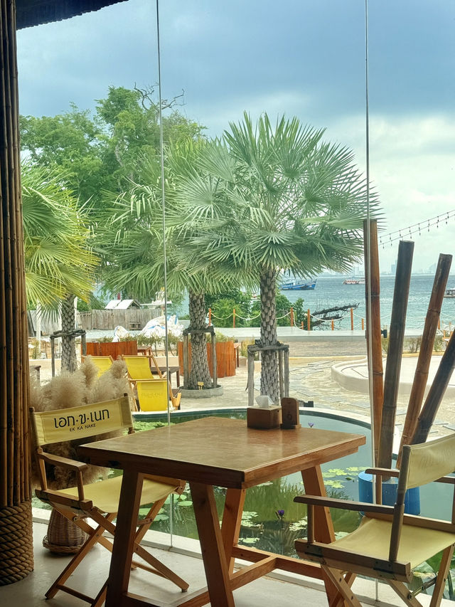 🍸🌅 EkkaneK – เอกขเนก พัทยา