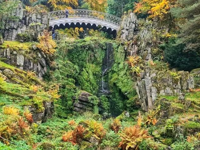 🌿 Wilhelmshöhe Park – Germany’s Grand Garden of Cascades and Castles