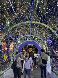 台北|101聖誕樹與街頭藝人的歡樂時光 還有玩具總動員讓你秒拍照打卡