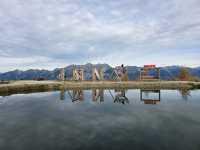 Chillin' at Gemeinde Mutters: Lakeside Vibes & Epic Cable Car Rides 🚡💦