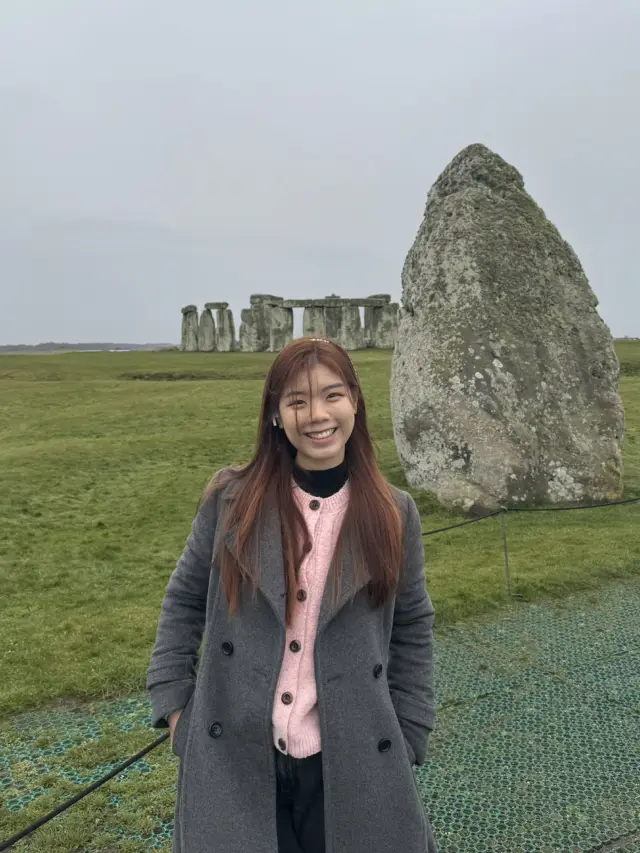 A Timeless Escape: Stonehenge & Roman Baths Day Trip from London 🏛️🪨