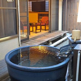 나가노. 도구라 가미야마다 온천 타마노유.