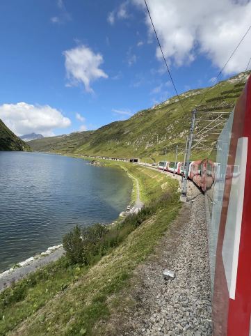 Mastering the Glacier Express | Your Ultimate Travel Guide