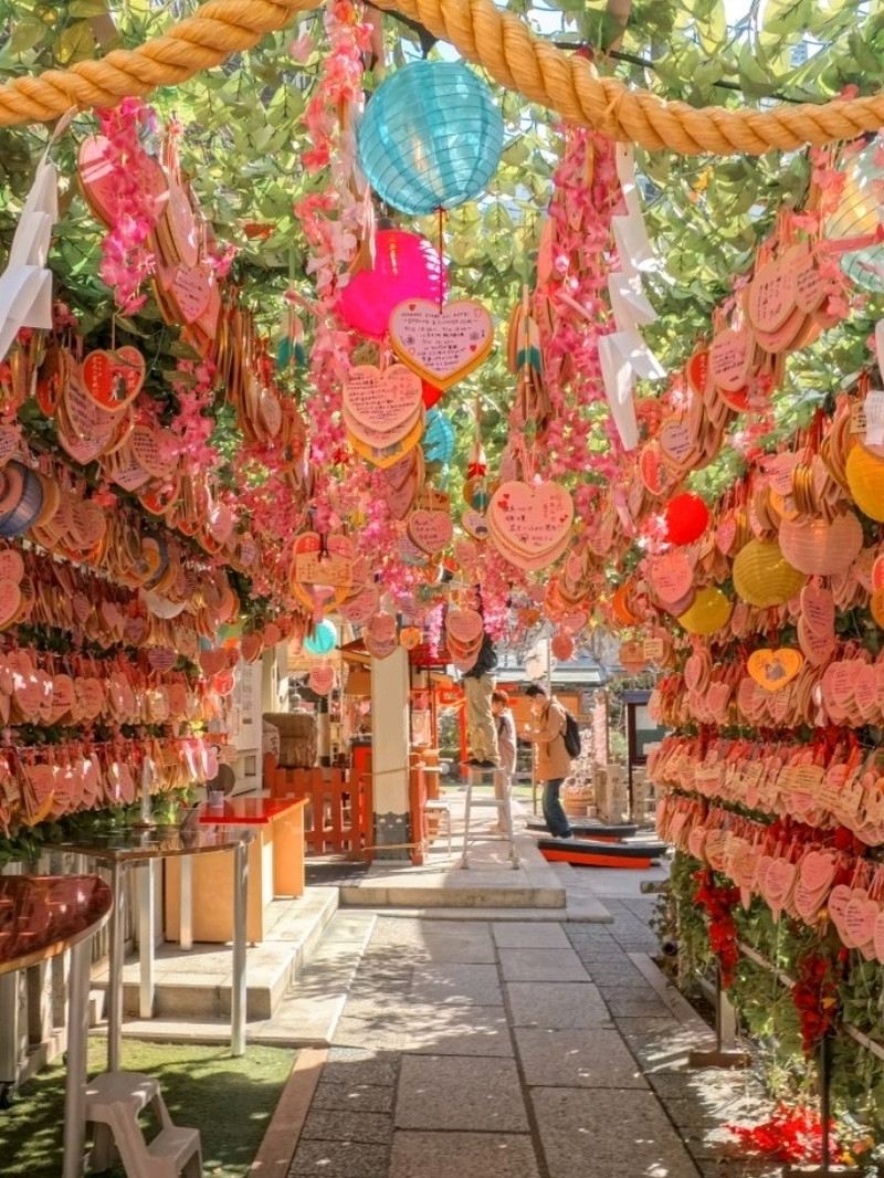 📍A shrine of love in Osaka – Tsuyuno Tenjinsha | Trip.com