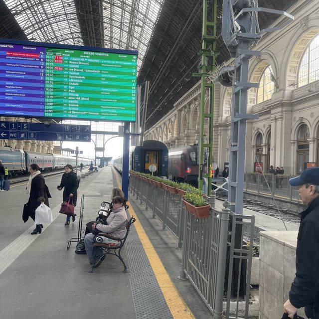 Keleti Palyaudvar Budapest train station 