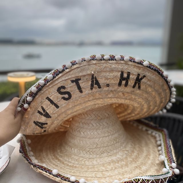 邊嘆海景望住飛機✈️升降 邊品賞墨西哥菜🇲🇽