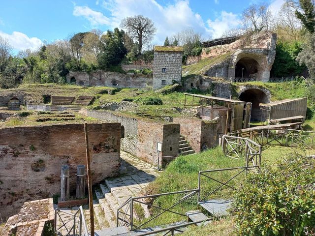 Roman theatre Teano 🏛️