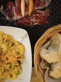 Madrid | The traditional street style tapas store in Madrid 
