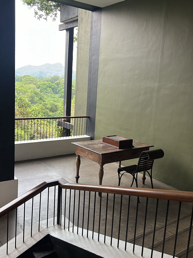 🇱🇰 斯里蘭卡：坎達拉馬遺產酒店（Heritance Kandalama） 🦉
