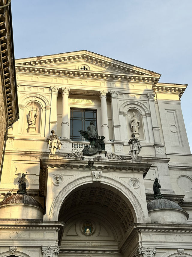 Bergamo’s Città Alta: Elevate Your Day With Timeless Charm 