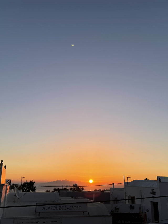 🌅 Santorini Sunrise – Aegean Magic in Gold & Blue 🏖️✨