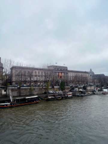 Paris on Foot: Discovering the Magic Around Samaritaine 🇫🇷