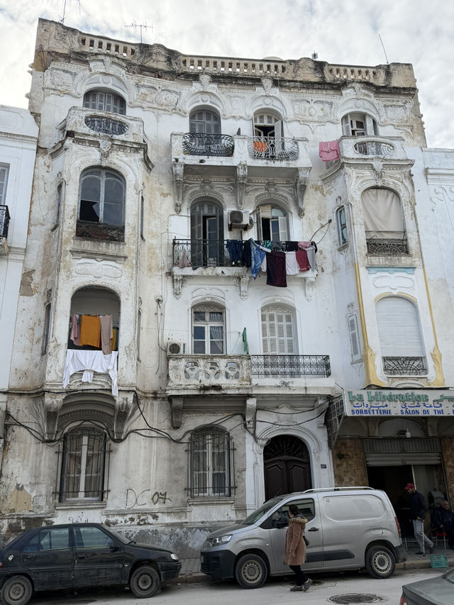 «Открой Тунис глазами GPT: от отеля Victoria до …