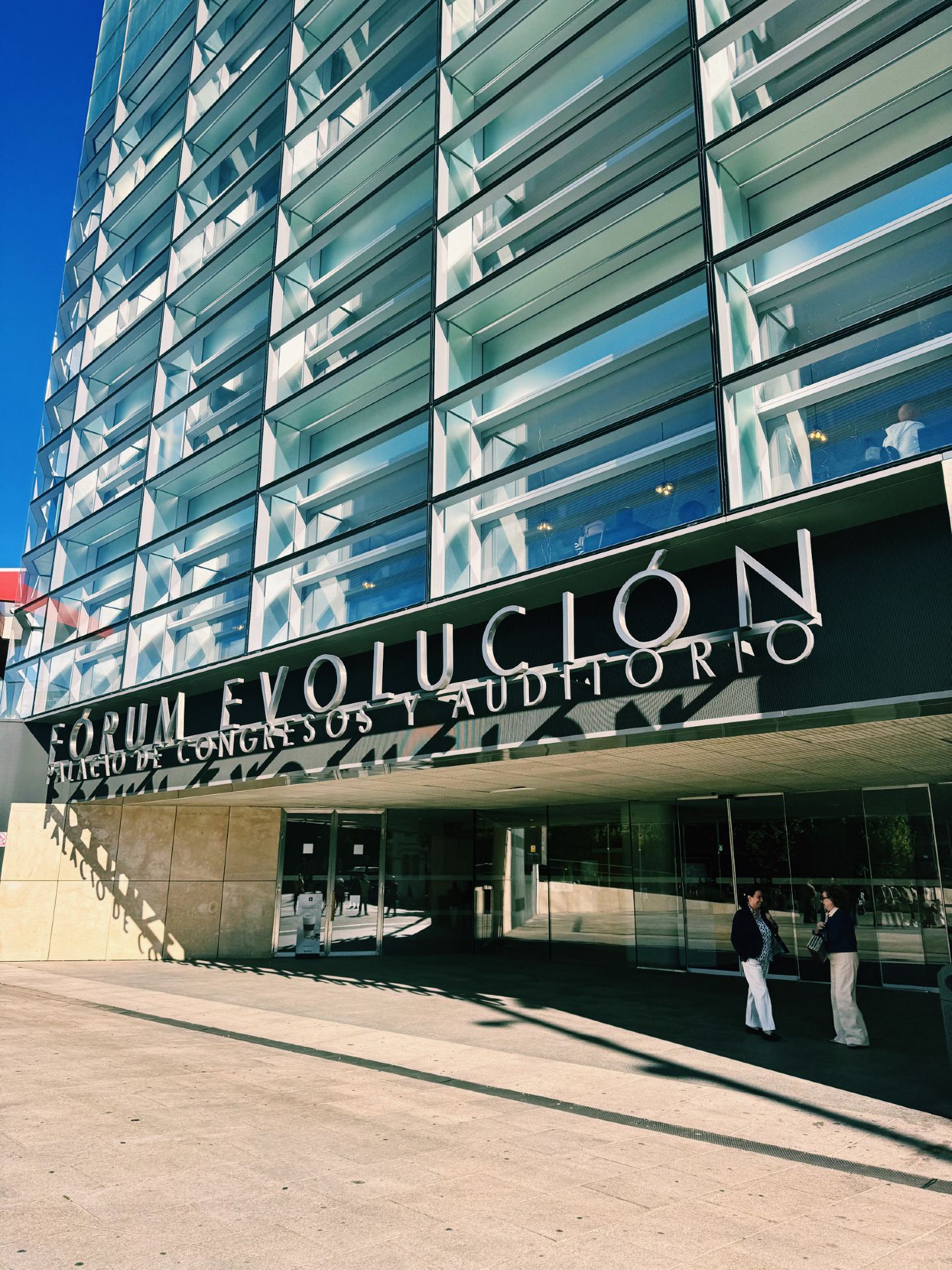 Discover Burgos’ Modern Side: Forum Evolución, Scenic River Views & Contemporary Art
