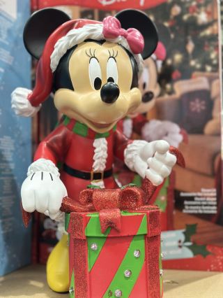A Christmas Treasure Hunt in the UK 🎁🎄