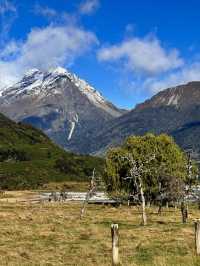 Middle-earth, a pure land beyond the world.