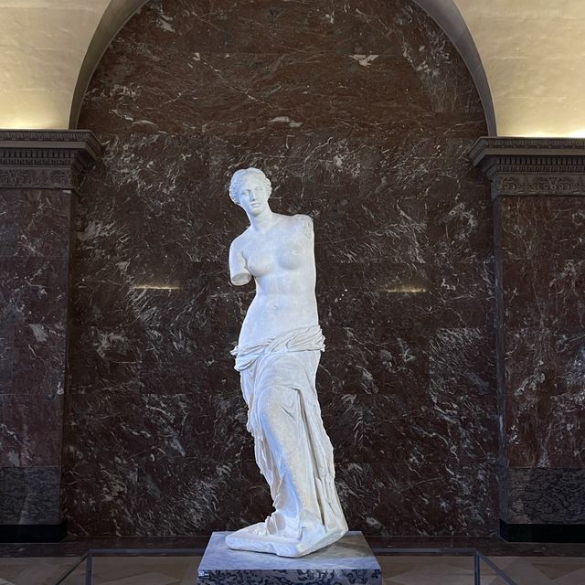 Louvre Museum, 📍Paris