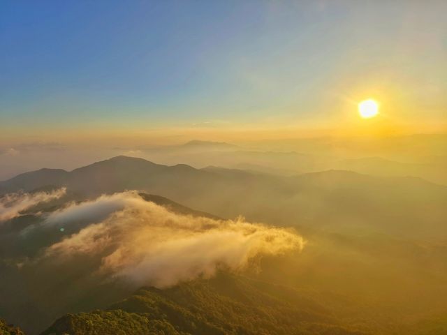 桂林貓兒山｜華南之巔~雲霧繚繞之峰