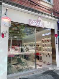 安福路可愛國潮小店，會吐舌頭的可愛鬼