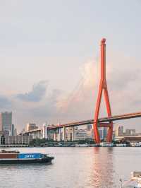 以為外灘夠美了，直到我去了浦東愛樂之城