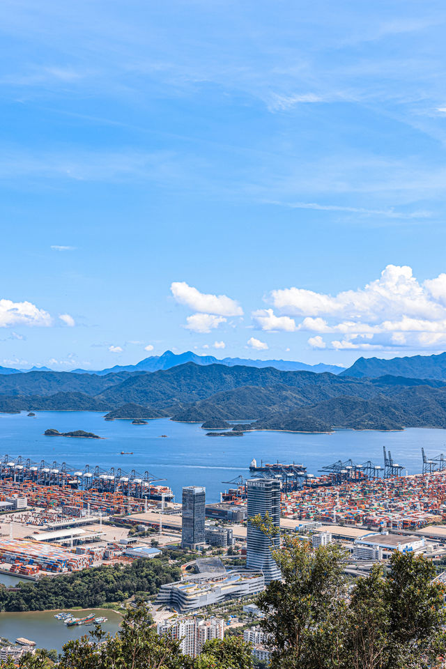深圳東部坐落在雲海中的免費觀景台