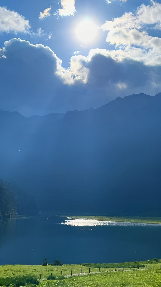香格里拉無底湖|隱世獨立的絕美秘境