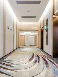 🌟 Guangzhou's Gem: Kuanrong Suite Hotel 🏨✨