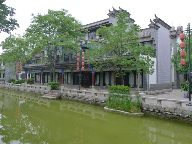Chuxiong·Yiren Ancient Town - A new ancient town full of life.