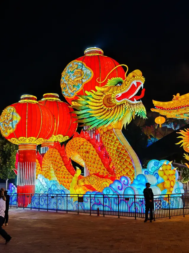 เทศกาลโคมไฟที่สวนพฤกษศาสตร์