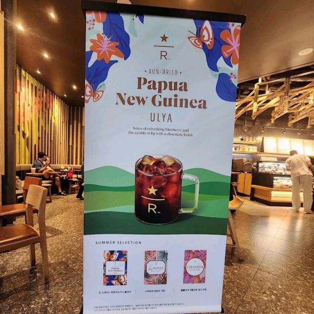 Starbucks@Gangnam