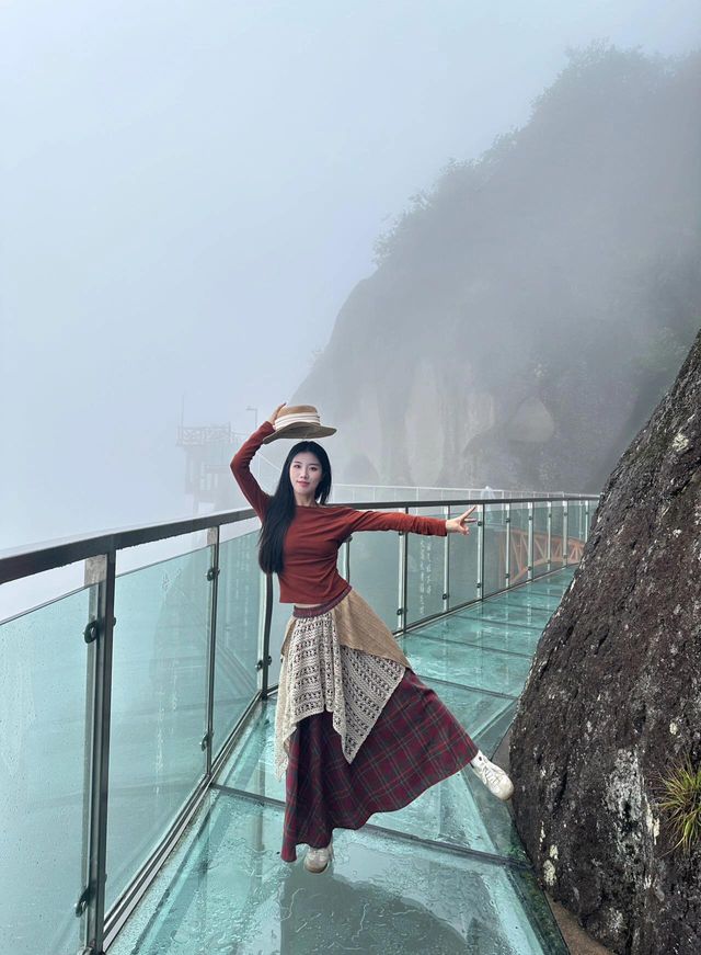 杭州江南懸空寺。 杭州江南懸空寺。