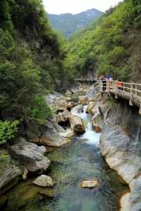 「鄂西北的九寨溝」——五龍河。