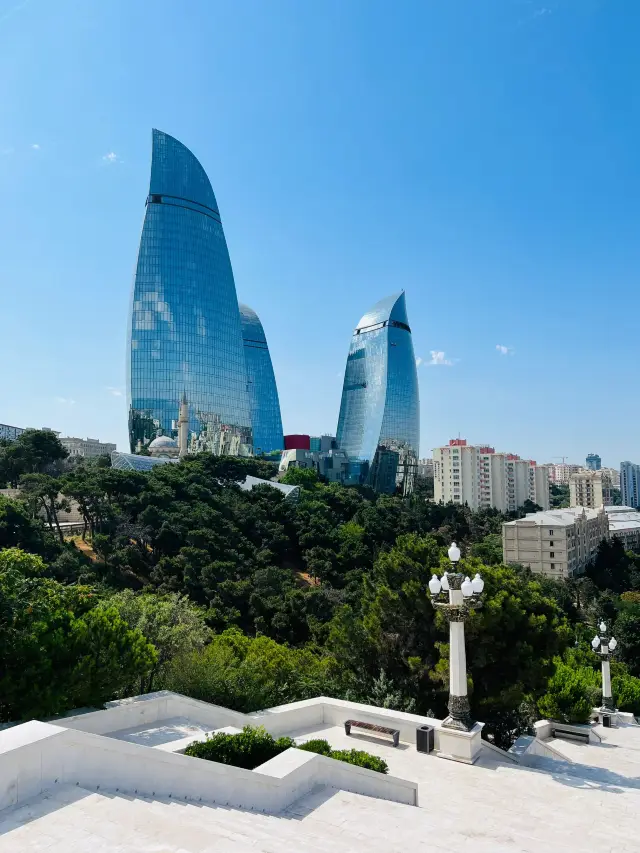 Caucasus Travel Guide | City Walks
