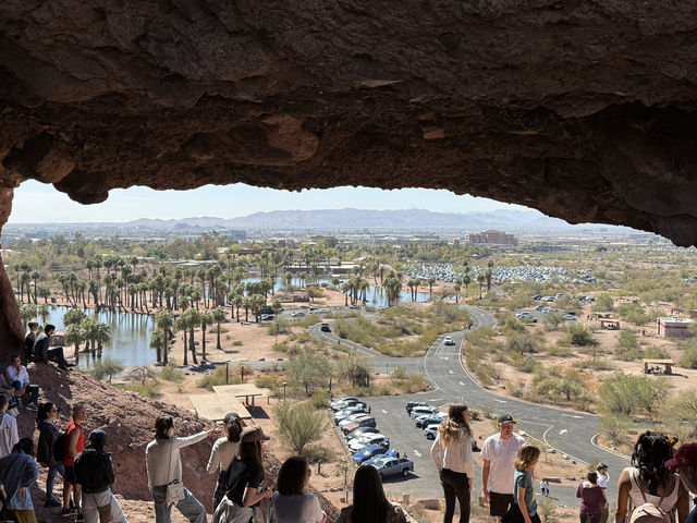 石中洞（鳳凰城）Hole in the Rock