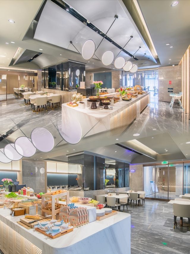 寬敞明亮--連雲港蘇寧廣場亞朵酒店