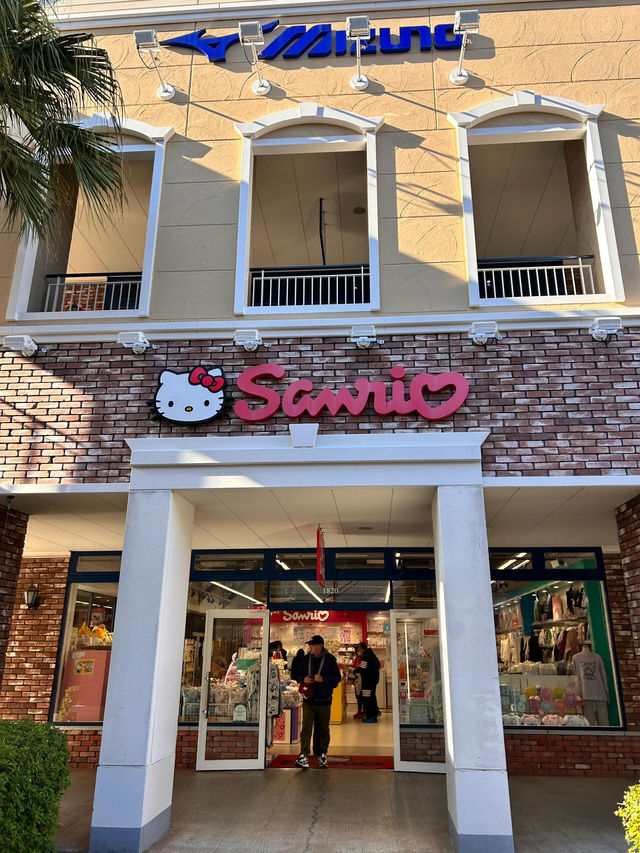 大阪奧特萊斯挖寶！三家必逛正版Hello Kitty店攻略👛