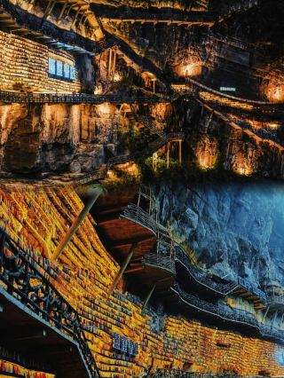 A Real-Life Martial Arts Scripture Pavilion! Guide to the Cliffside Bookstore in Guangxi