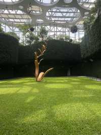 Discover the Beauty of Shanghai Greenhouse Garden! 🌼