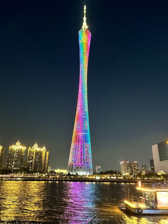 發現廣州新開了一家超划算的酒店，人均只需100多元。