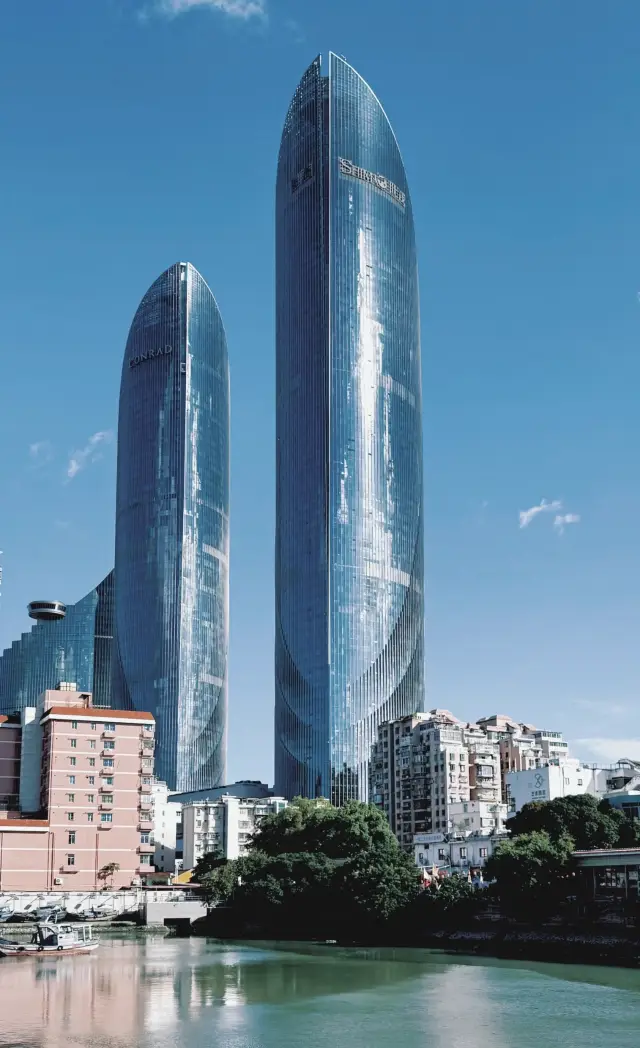 Xiamen in July to September is really not recommended. I just want to say one honest truth.