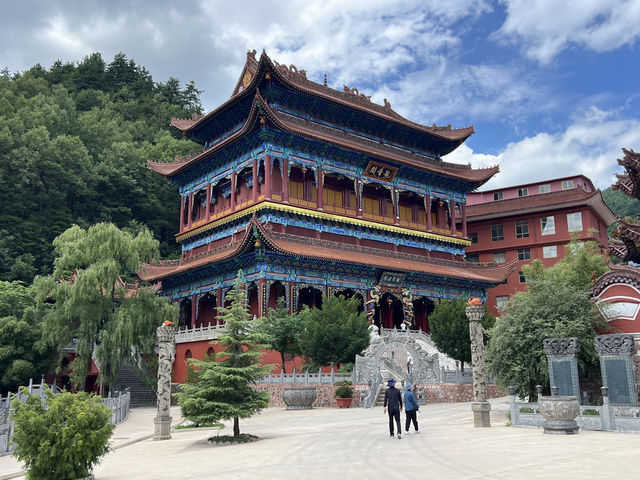 극락정토를 모티브로 만들어진 엄청난 규모의 사찰, 정토사(净土寺)
