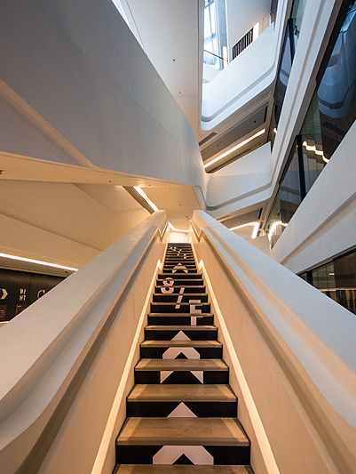 香港9大本地人才知道的影相打卡潮聖地📸|彩虹屋邨、怪獸大廈、海邊木橋,本地人私藏的小眾秘境一次收藏📷✨ 香港9大本地人才知道的影相打卡潮聖地📸|彩虹屋邨、怪獸大廈、海邊木橋,本地人私藏的小眾秘境一次收藏📷✨