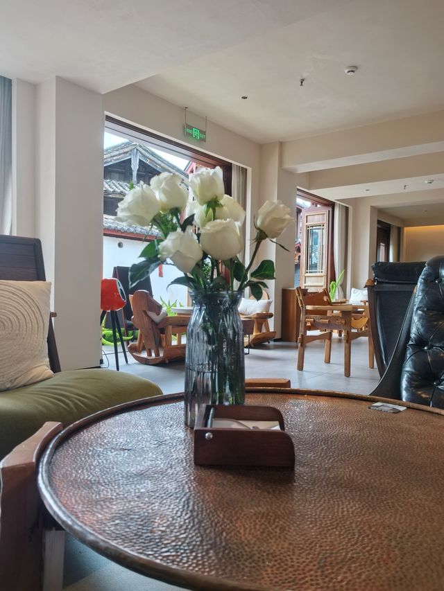 麗江又下雪了，冬日裡的樸致更溫暖。