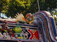 古建屋頂七彩雕