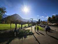 因特拉肯,愛在深秋