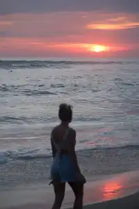 巴厘島落日|晚霞比愛意快一拍落下|純享版