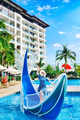 "พระราชวังนางเงือก" ณ โรงแรมฮิลตัน ทูฟู เบย์: ไข่มุกแห่งศิลปะและวัฒนธรรม – ใครบอกว่าศิลปะและคุณค่าจะอยู่ร่วมกันไม่ได้? มาสำรวจคอลเลกชัน Qibin ของโรงแรมฮิลตัน ทูฟู เบย์ กันเถอะ