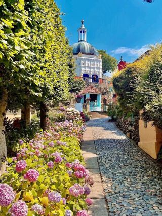 イギリス版アマルフィ海岸！イタリアのウェールズ童話の町へタイムトリップ