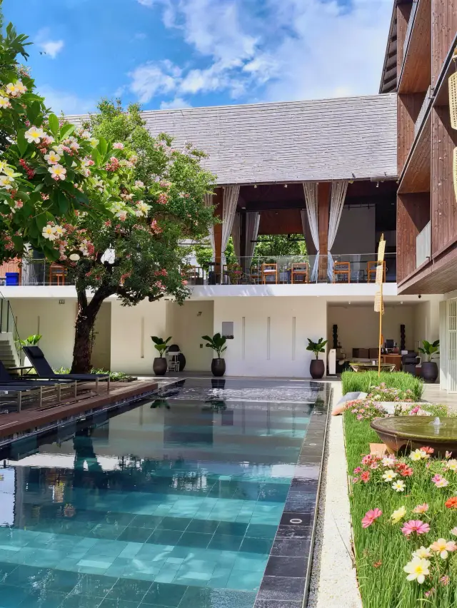 Second stay at this beautiful hotel in Chiang Mai Old City! I want to stay forever!!