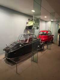 A Must-See Science Museum with Great Exhibits but Crowded Spaces